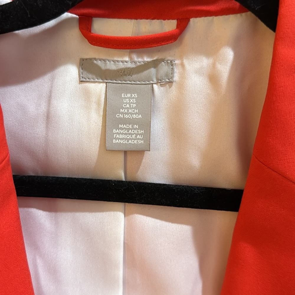 HM red jacket - Picture 2 of 3